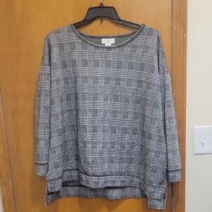 Liz Claiborne Black and White Checkered Sweater